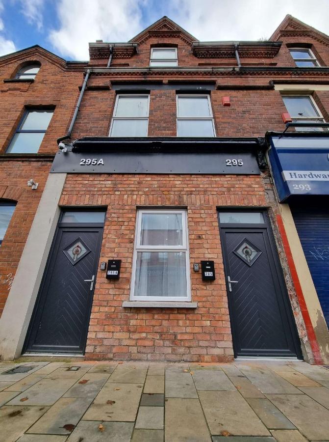 Lmk, Spacious 1 Bedroom Ground Floor Apartment, Ev Charger, Free Parking Wi-Fi, Great Location Belfast Exterior photo